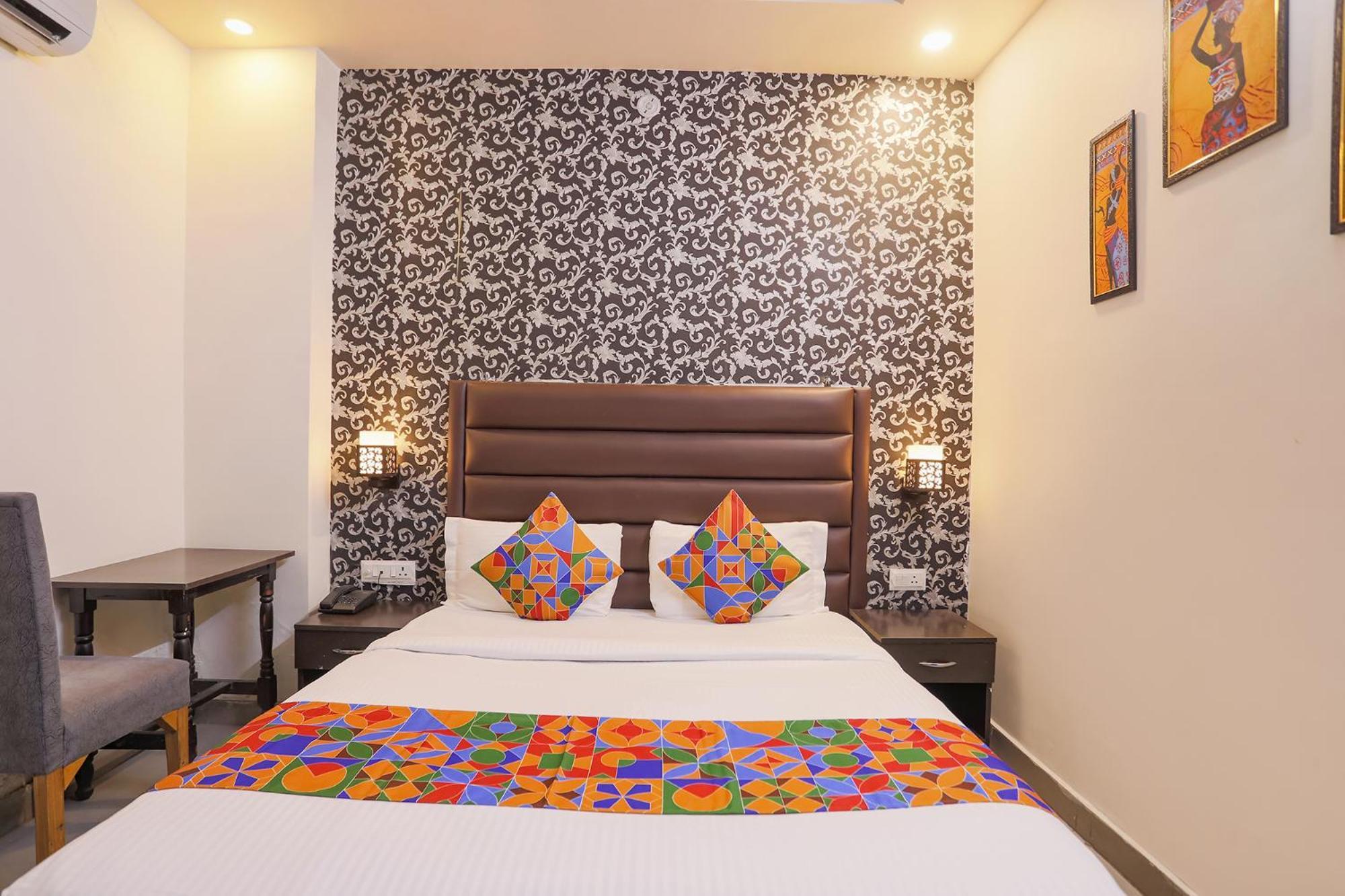 Fabhotel The Diamond Газиабад Экстерьер фото